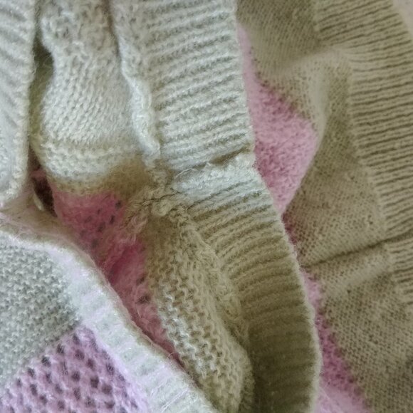 Pastel Striped Knit Sleeveless Sweater Vest - Green & Pink - Picture 11 of 16